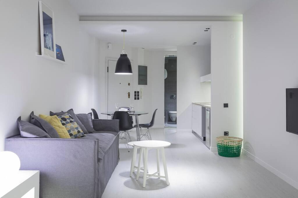 High-end Luxury Apartment *